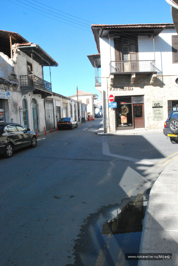 photo 1588411