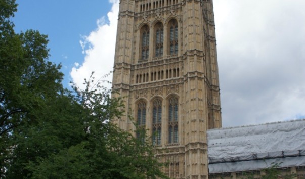 Parlament4