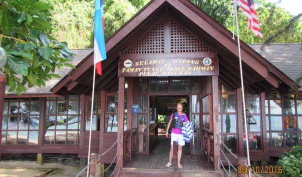 Tunku Abdul Rahman Marine (4)