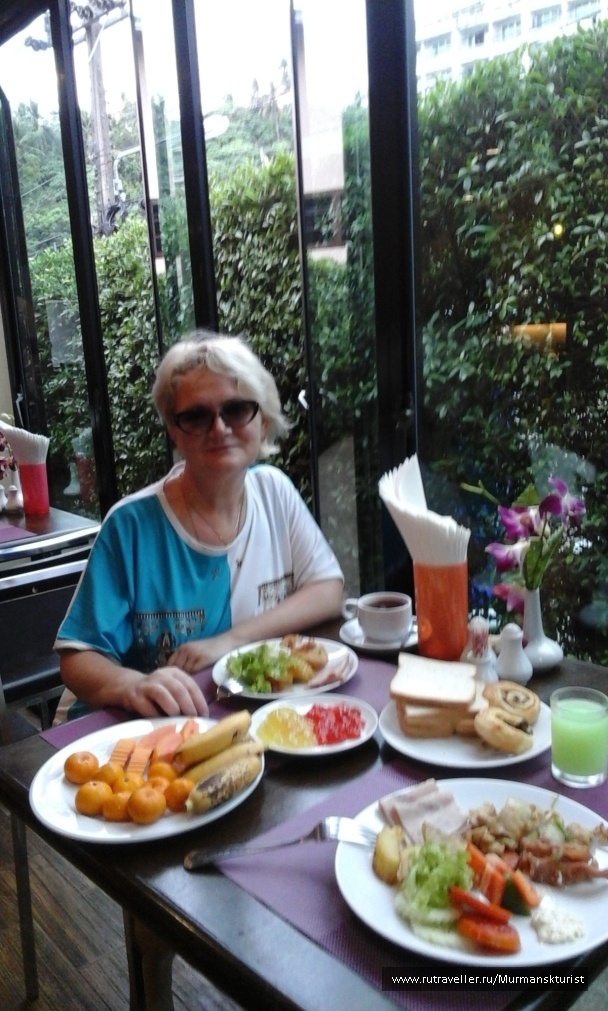 photo 1597437