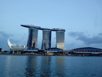 photo 1481788