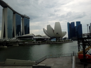 photo 1486379