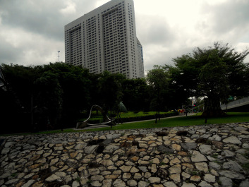 photo 1512186