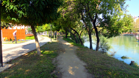 photo 1610093
