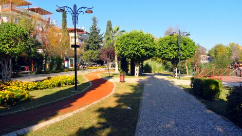 photo 1630942
