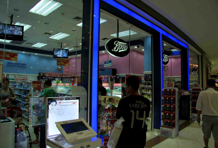   -       ,   3  Central Festival