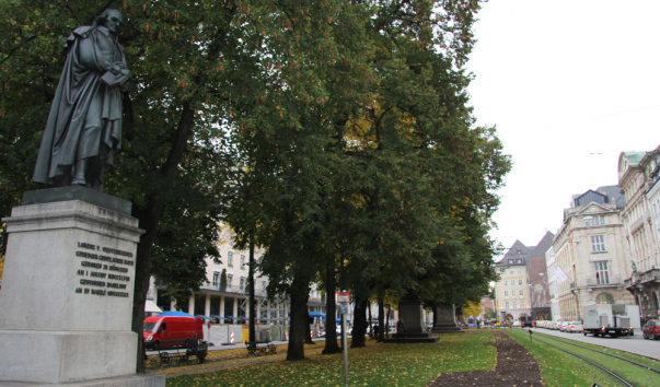85 Променадеплатц (Promenadeplatz)