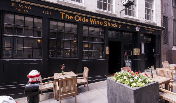 1200px-The_Olde_Wine_Shades_