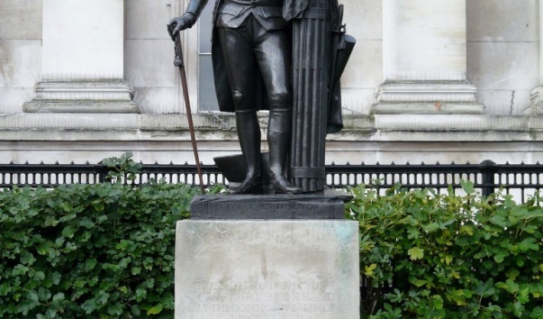 Statute-of-American-President-In-London_George-Washington