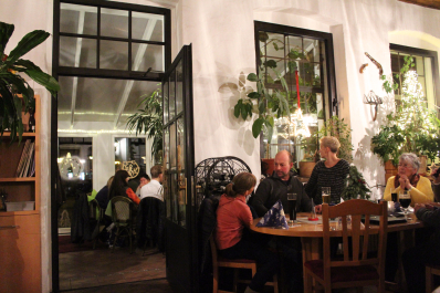 photo 1587651