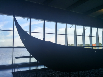 photo 1378886