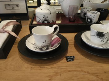 photo 1378929