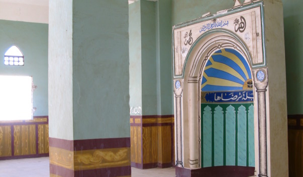 в  мечети
