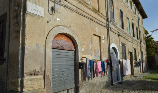 Italy 200