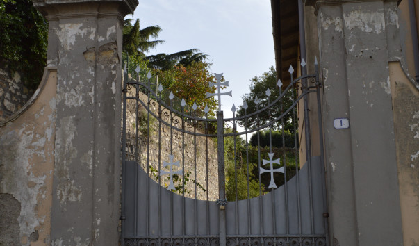Italy 194