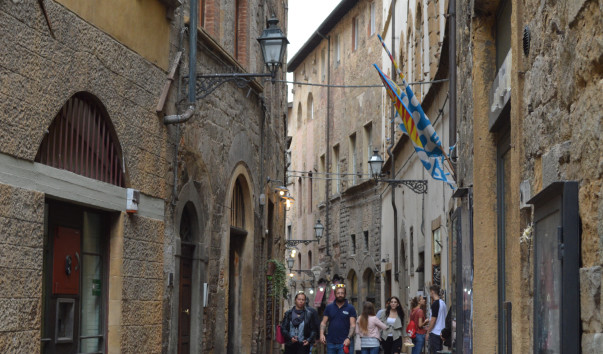 Volterra 076