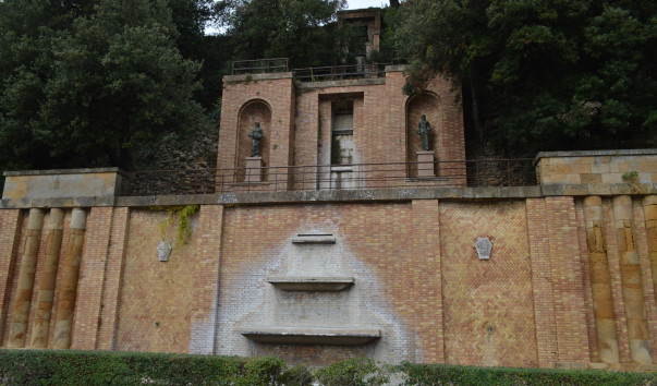 Volterra 053