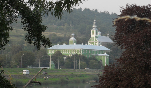 Монастырский комплекс с церковью Св.Николая