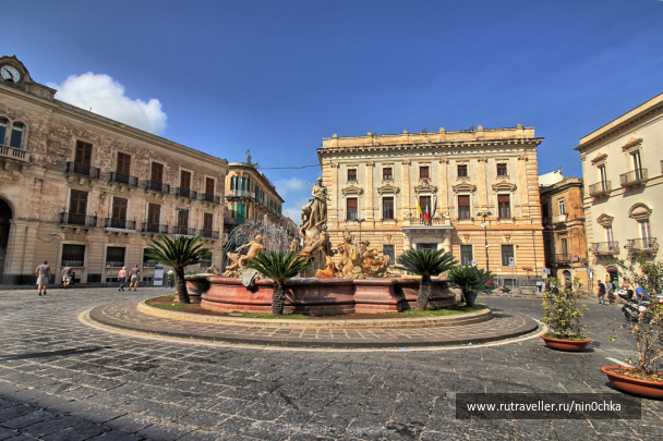 photo 1851792