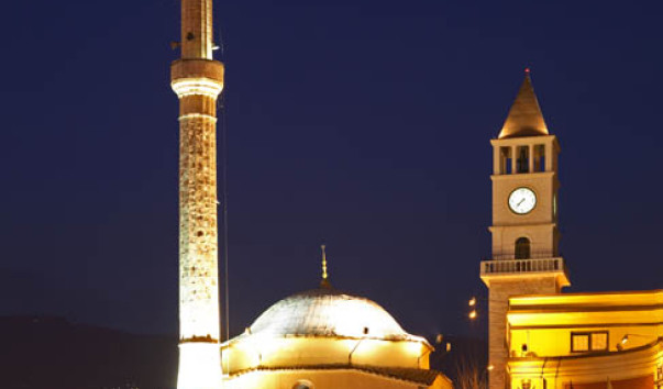 Тирана. Мечеть Этхем-Бей. Албания