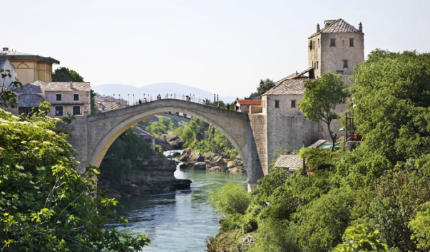 Мостар. Старый мост. Босния и Герцеговина