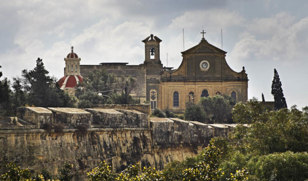 Остров Мальта. Мальта  Монастырь капуцинов и церковь Святого Креста (Church of the Holy Cross, Capuchin's Friary) во Флориане