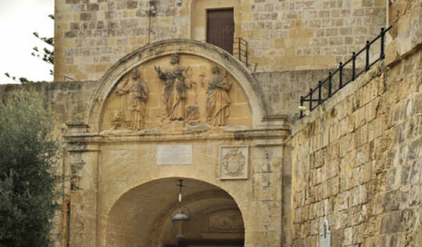 Мдина. Главные ворота. Остров Мальта