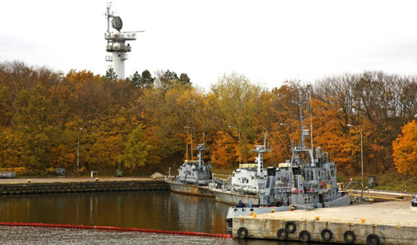 Военно-морской порт Колобжега