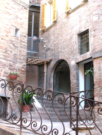 photo 1347393
