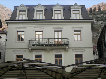 photo 1418878