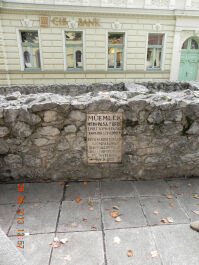 photo 1679704