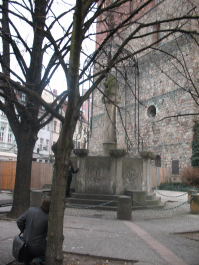 photo 1444573