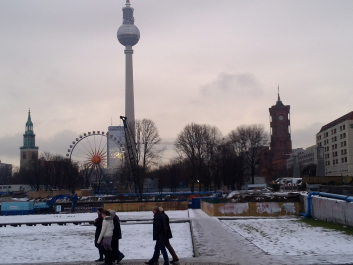 photo 1535929