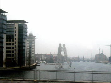 photo 1573847