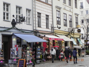photo 1677895
