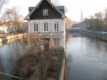 photo 1377869