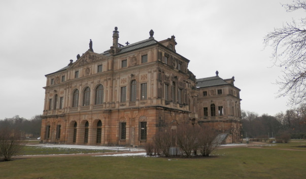 Palais im Großen Garten (дворец в 