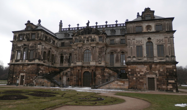 Palais im Großen Garten (дворец в 