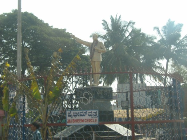 photo 1945746