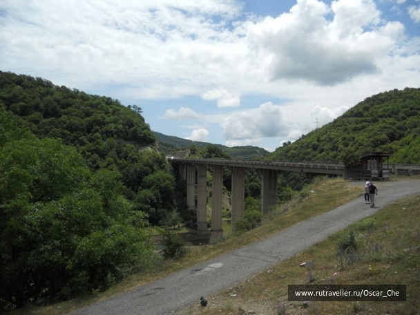 photo 1415952