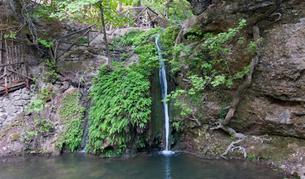 Petaloudes