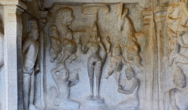 Mamallapuram - Пещерный храм Варахи