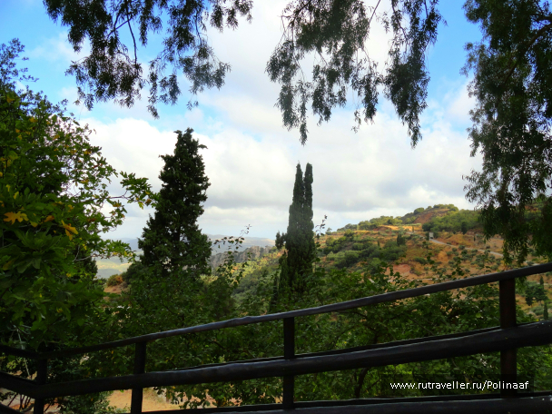 photo 1592382