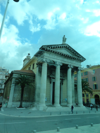 photo 1614015