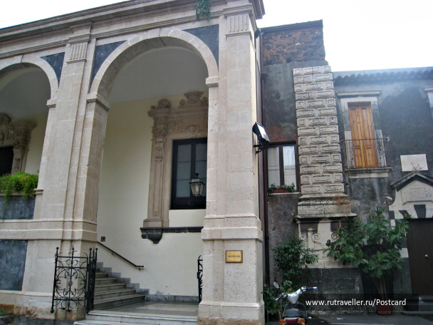 photo 1679899