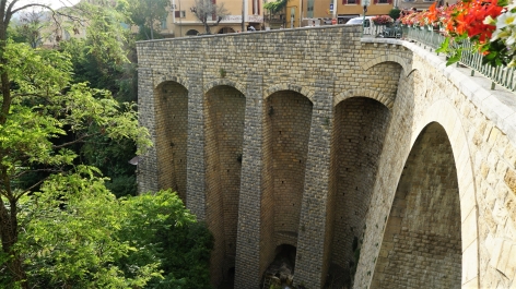 photo 1860948