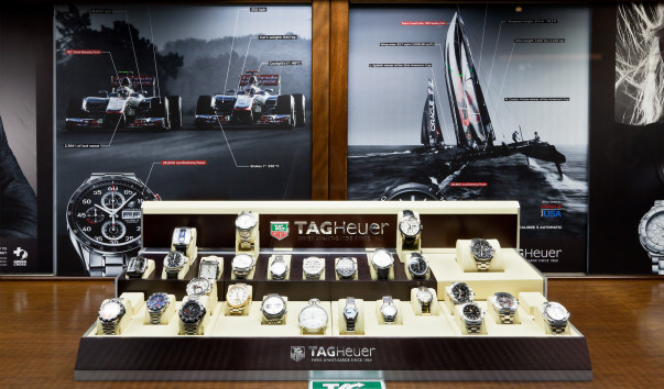 TAG HEUER