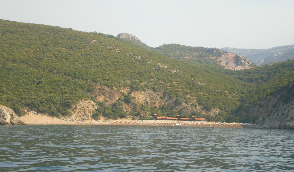 Кралична плажа