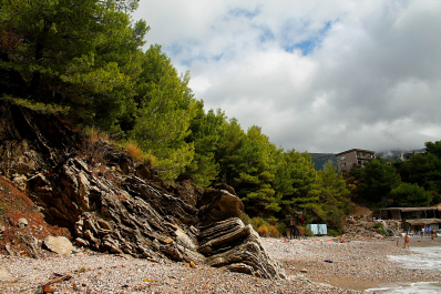 photo 1547899