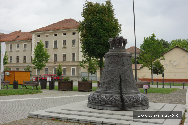 photo 1349742